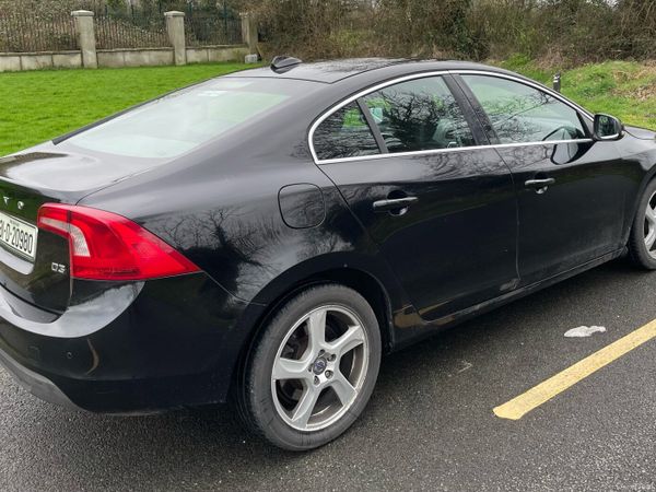 Volvo S60 Saloon, Diesel, 2013, Black