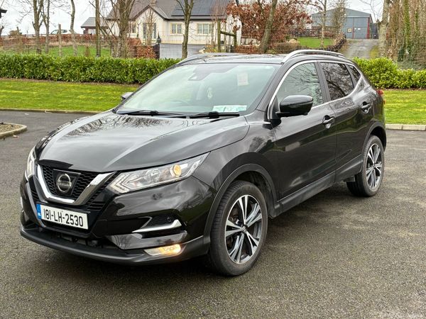 Nissan Qashqai Hatchback, Diesel, 2018, Black