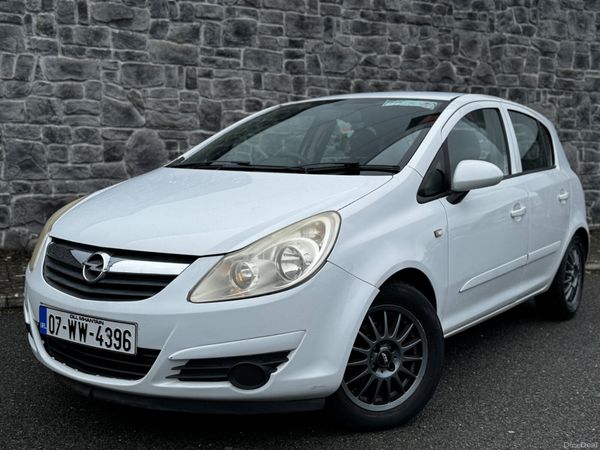 Opel Corsa Hatchback, Petrol, 2007, White