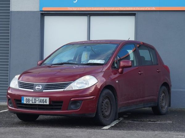 Nissan Tiida Hatchback, Diesel, 2008, Red