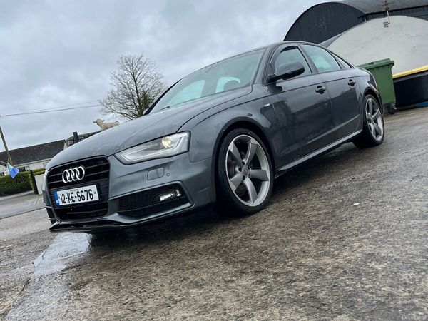 Audi A4 Saloon, Diesel, 2012, Grey