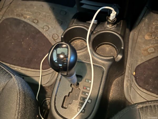 Kia Picanto Hatchback, Petrol, 2010, Silver