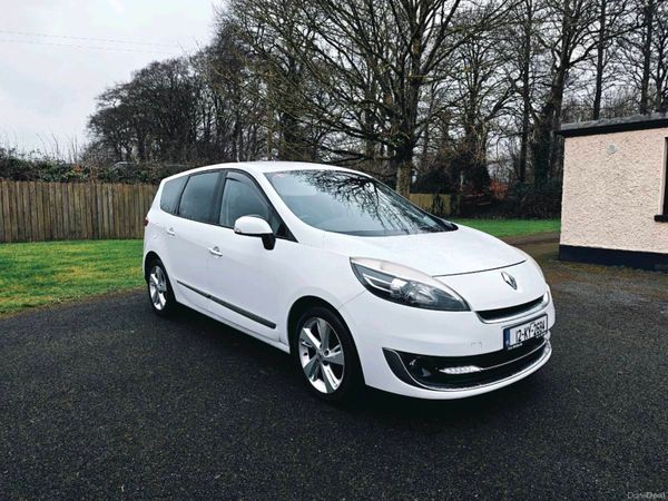 Renault Grand Scenic MPV, Diesel, 2012, White