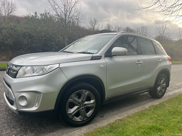 Suzuki Vitara SUV, Petrol, 2016, Silver