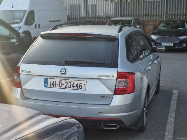 Skoda Octavia Estate, Diesel, 2014, Silver