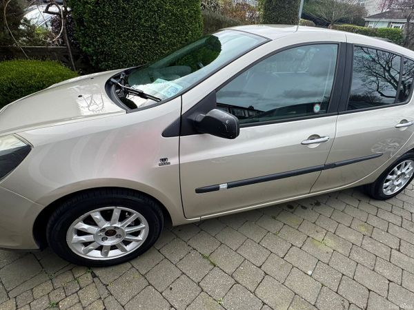 Renault Clio Hatchback, Petrol, 2007, Yellow