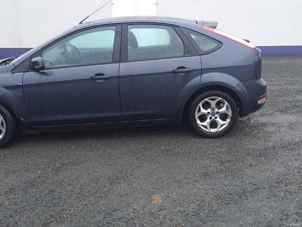Ford Focus Hatchback, Diesel, 2010, Grey