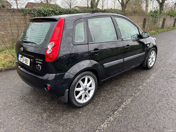 Ford Fiesta Hatchback, Petrol, 2007, Black