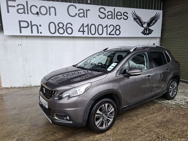 Peugeot 2008 Hatchback, Petrol, 2017, Grey