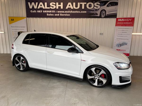 Volkswagen Golf Hatchback, Petrol, 2016, White