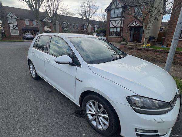 Volkswagen Golf Hatchback, Petrol, 2015, White