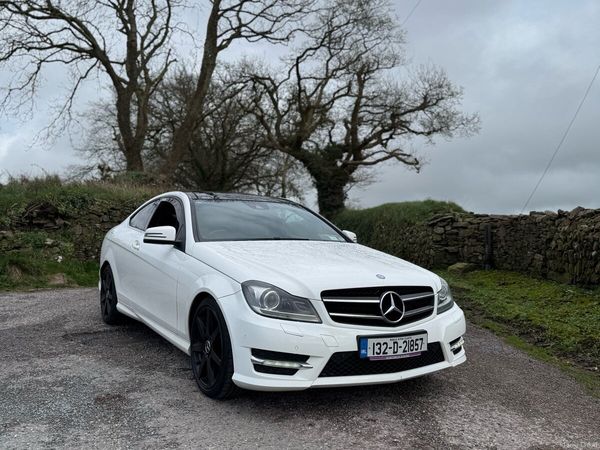 Mercedes-Benz C-Class Coupe, Diesel, 2013, White