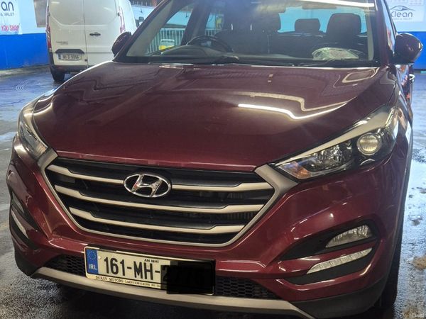 Hyundai Tucson SUV, Diesel, 2016, Red