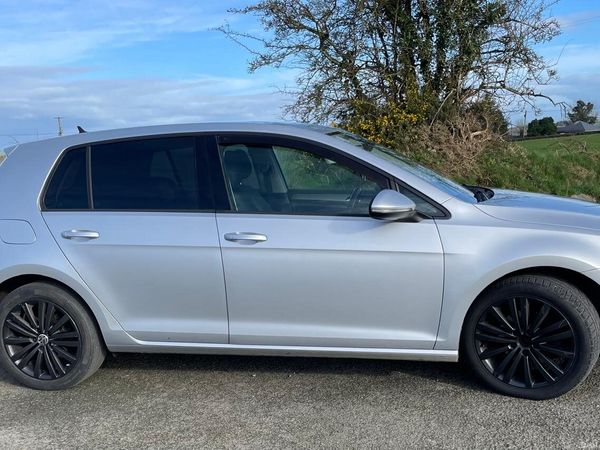 Volkswagen Golf Hatchback, Diesel, 2017, Silver