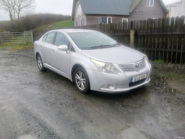 Toyota Avensis Saloon, Diesel, 2010, Silver
