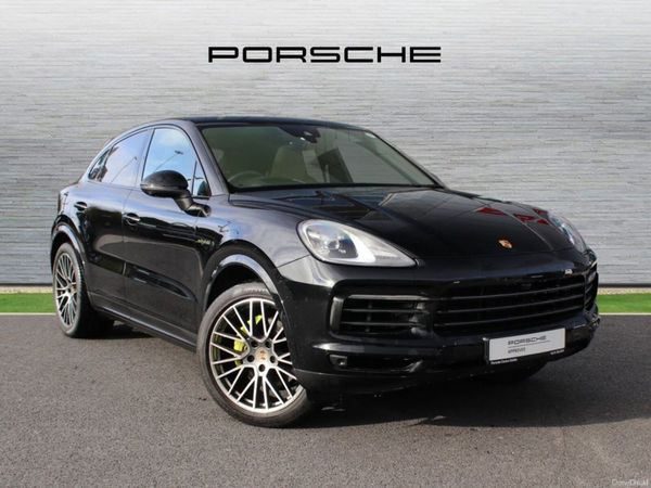 Porsche Cayenne SUV, Petrol Plug-in Hybrid, 2023, Black