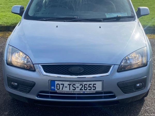 Ford Focus Saloon, Petrol, 2007, Blue