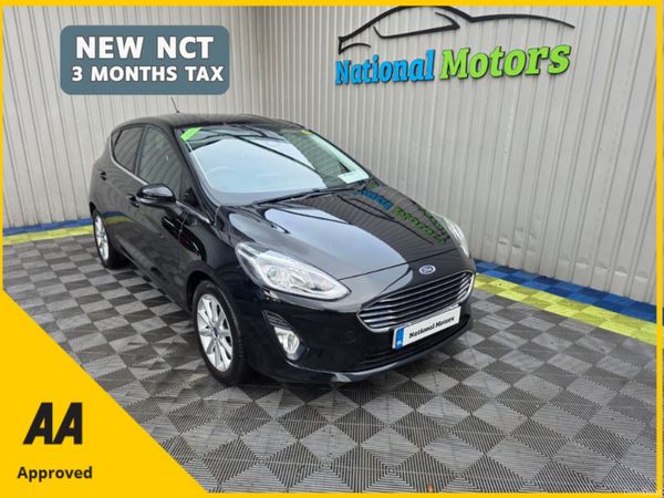 Ford Fiesta Hatchback, Petrol, 2016, Black