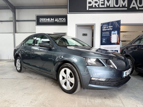 Skoda Octavia Hatchback, Diesel, 2018, Grey
