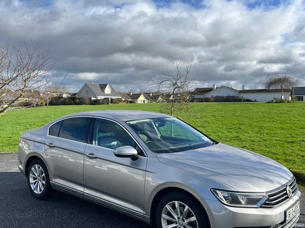 Volkswagen Passat Saloon, Diesel, 2016, Silver