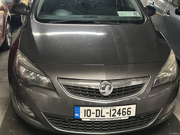 Vauxhall Astra Hatchback, Diesel, 2010, Grey