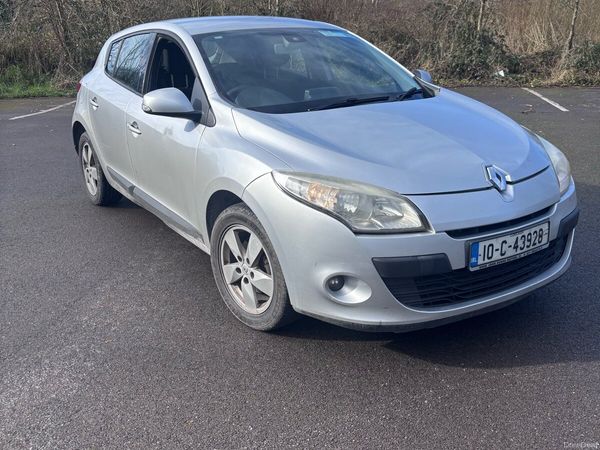 Renault Megane Hatchback, Diesel, 2010, Silver