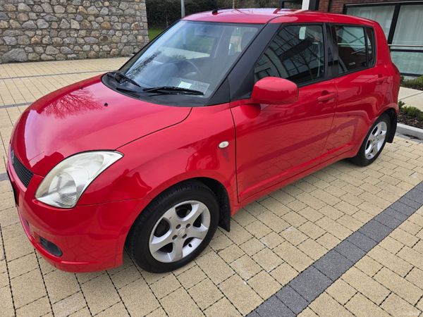 Suzuki Swift Hatchback, Petrol, 2006, Red