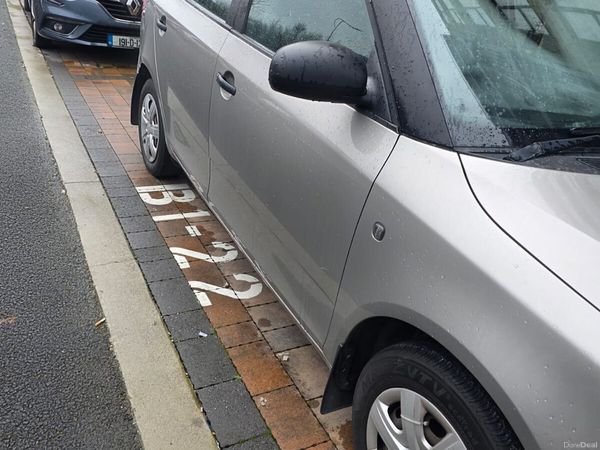 Skoda Fabia Hatchback, Petrol, 2012, Beige