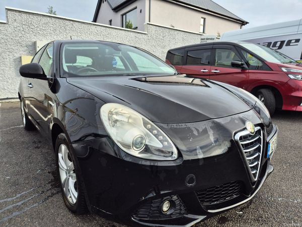 Alfa Romeo Giulietta Hatchback, Petrol, 2012, Black