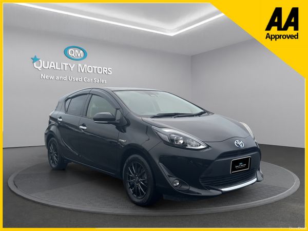 Toyota Aqua Hatchback, Petrol Hybrid, 2019, Black