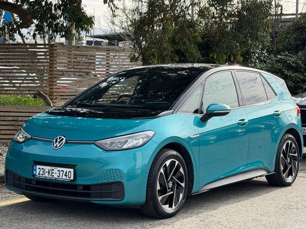Volkswagen ID.3 Hatchback, Electric, 2023, Green