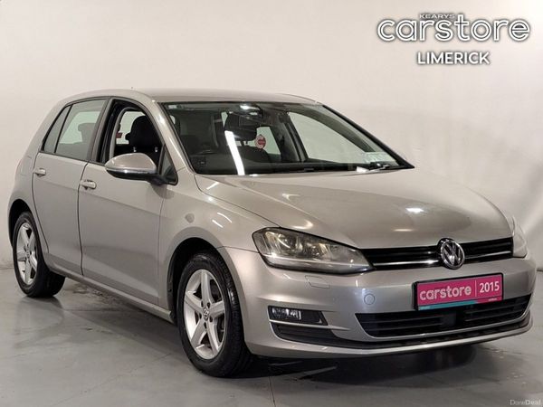 Volkswagen Golf Hatchback, Petrol, 2015, Gold