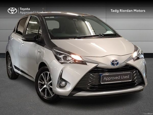 Toyota Yaris Hatchback, Petrol Hybrid, 2020, Grey