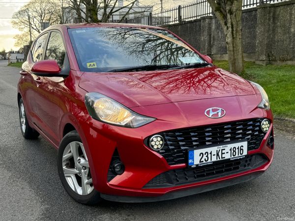 Hyundai i10 Hatchback, Petrol, 2023, Red
