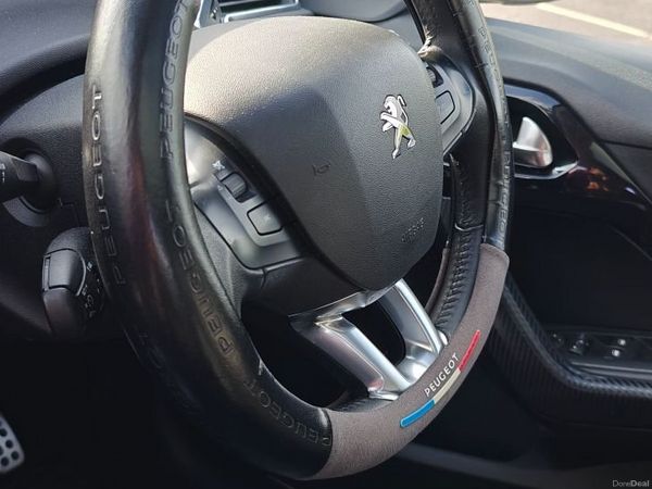 Peugeot 208 Hatchback, Petrol, 2013, Blue