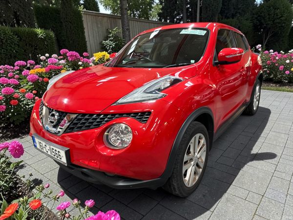 Nissan Juke SUV, Petrol, 2016, Red