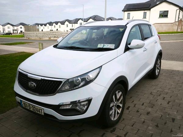 Kia Sportage SUV, Diesel, 2015, White