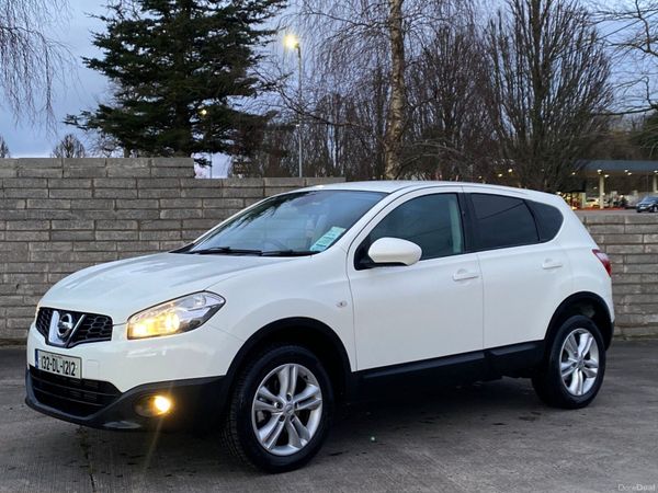 Nissan Qashqai Hatchback, Diesel, 2013, White