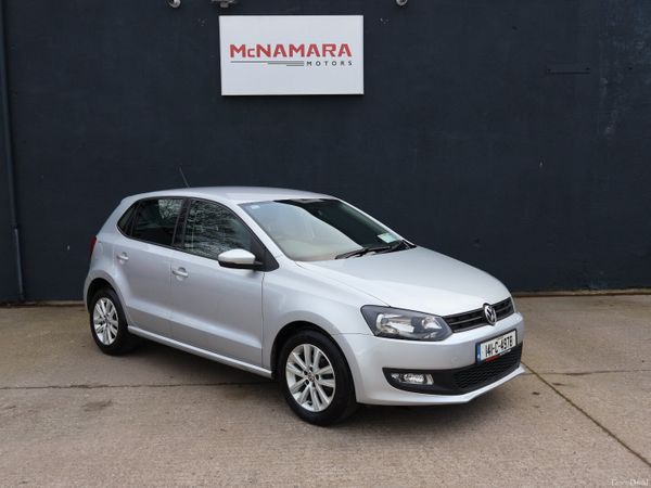 Volkswagen Polo Hatchback, Petrol, 2014, Silver