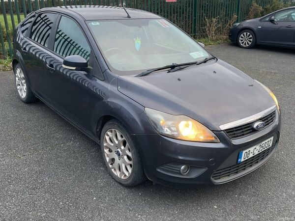 Ford Focus Hatchback, Petrol, 2008, Grey