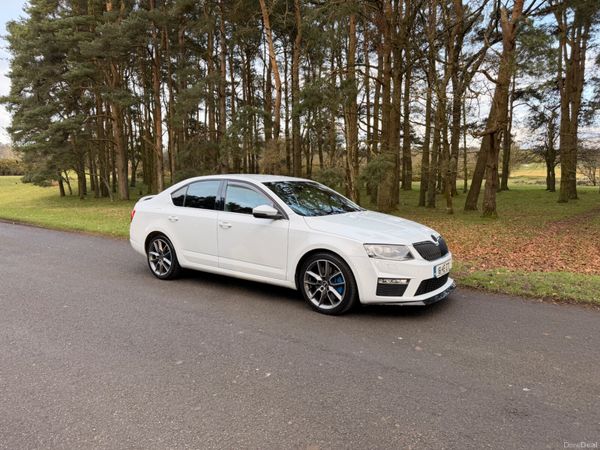 Skoda Octavia Saloon, Diesel, 2016, White