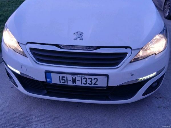 Peugeot 308 Hatchback, Diesel, 2015, White