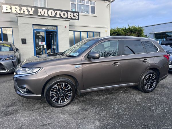 Mitsubishi Outlander SUV, Petrol Plug-in Hybrid, 2016, Brown