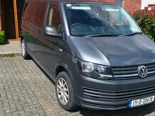 Volkswagen Kombi MPV, Diesel, 2017, Grey