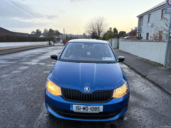 Skoda Fabia Hatchback, Petrol, 2015, Blue