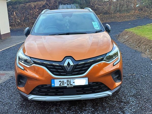Renault Captur Hatchback, Diesel, 2021, Orange