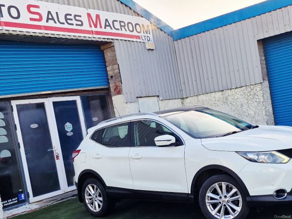 Nissan Qashqai Hatchback, Petrol, 2016, White