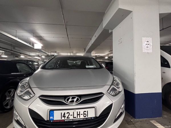 Hyundai i40 Saloon, Diesel, 2014, Silver