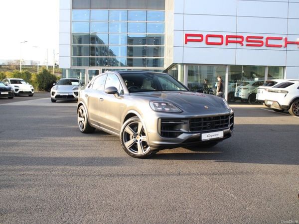 Porsche Cayenne SUV, Petrol Plug-in Hybrid, 2026, 