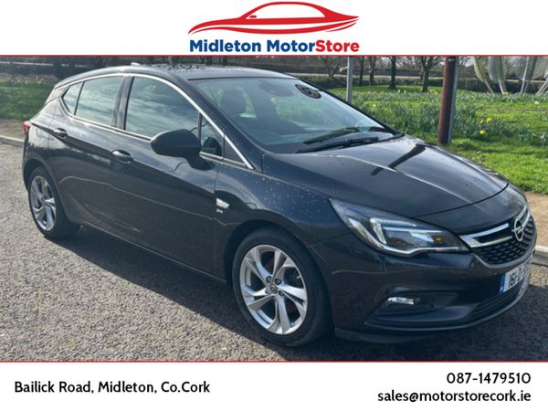 Opel Astra Hatchback, Diesel, 2016, Black